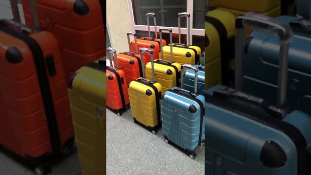 Чемоданы из Полипропилена смотреть онлайн