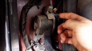Сломался реастат педали газа / Замена датчика педали газа Вольво ВНЛ 670