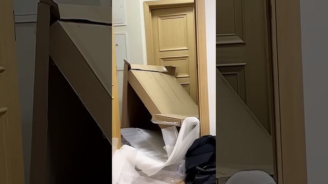 Собираю кровать с девушкой , без инструментов…👊🏻🖤 смотреть онлайн