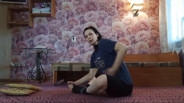 Растяжка на поперечный шпагат. смотреть онлайн