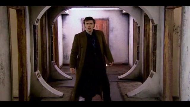 Доктор Кто - "Нас в машине ..." смотреть онлайн