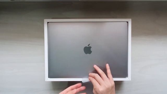 MacBook Pro 13-inch 2020 Unboxing (Space Gray, Apple M1 chip, 16GB, 512 GB SSD) смотреть онлайн