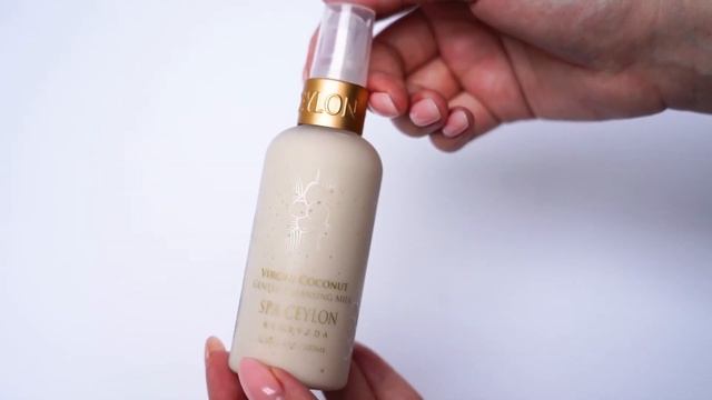 Натуральное нежное очищающее молочко для умывания "ЧИСТЫЙ КОКОС" 100 ml / Spa Ceylon смотреть онлайн