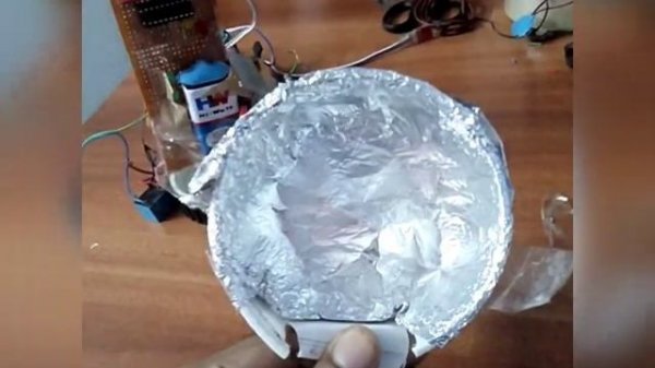 Simple Tracking RADAR | Homemade UHF Radar | DC motor controlled 433MHz Radar