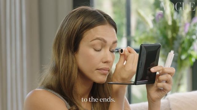 Jessica Alba's natural make-up look | Beauty | Vogue Australia смотреть онлайн