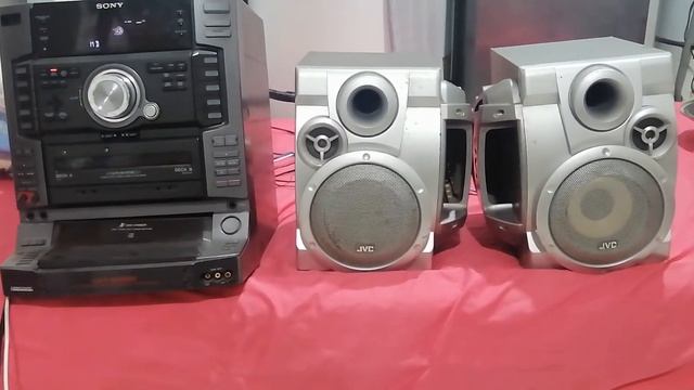 Minicomponente Sony LBT-XGR80 con bocinas de JVC MX-G50. смотреть онлайн