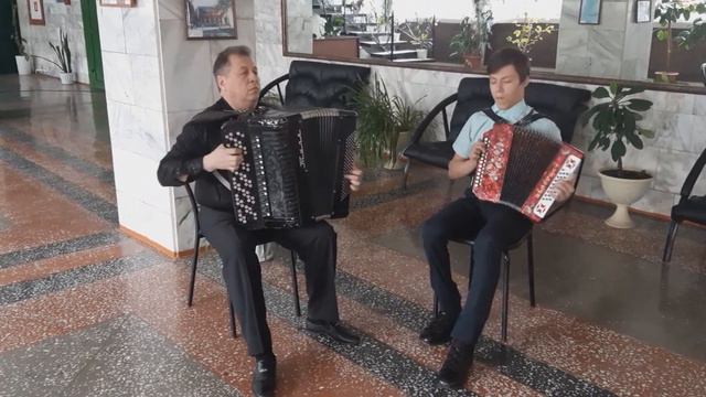 Инструментальный ансамбль "Аккорд" - Попурри смотреть онлайн