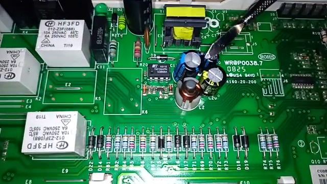Аристон, Ремонт EVO2 с стиральной машины ariston arsl100, проблемы с F01. смотреть онлайн