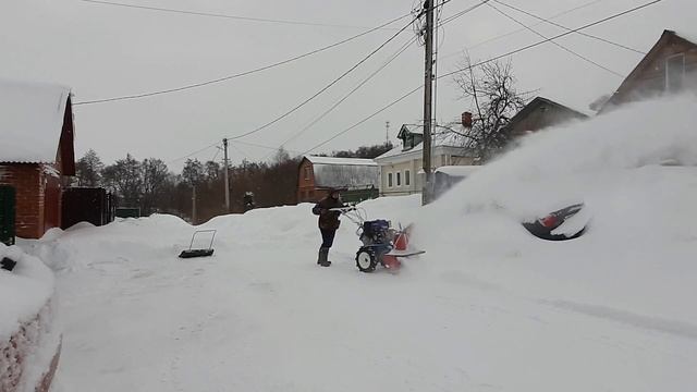 Снегоуборщик и Мотоблок Нева МБ23 Yamaha MX300 смотреть онлайн