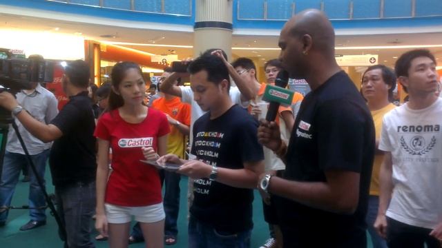 Castrol Magnatec 'Be a Cling Hero' Remote Controlled Rodeo Machine by Dragonsoft Research смотреть онлайн