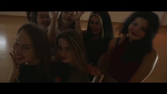 TWERK BATTLE \\ 23 APRIL 18:00 \\ IRON BEE BAR смотреть онлайн