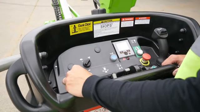 Самоходный подъемник Nifty HR12L смотреть онлайн