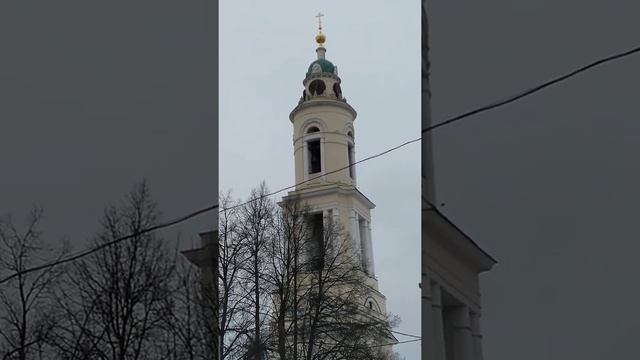 КОЛОКОЛЬНЯ Часовой механизм установлен такой же, как на Курантах Спасской башни смотреть онлайн