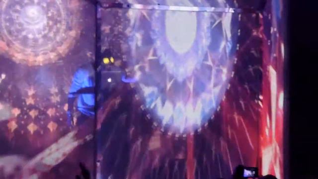 Flying Lotus LIVE @ Teatr Studio Warsaw 2015-06-22 FullHD 05/10 смотреть онлайн
