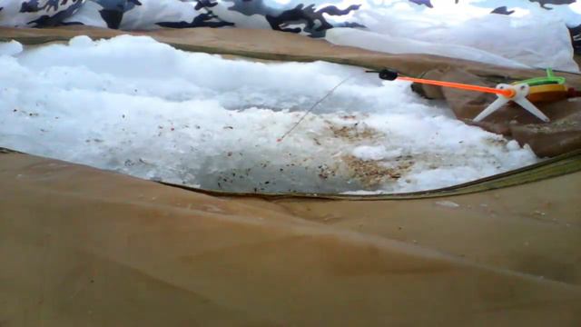 Ловля плотвы зимой (Плотва видео) смотреть онлайн