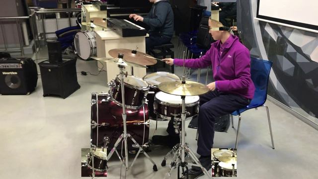 Знакомство с ударной установкой Артековцев лагеря Хрустальный смотреть онлайн