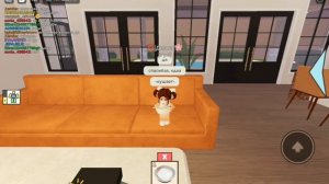 Ищу маму пиши я в роблоксе // berry avenue🏡🤷♀️