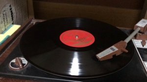 «Расстались мы» (танго) оркестр п/у Л. Утесов Э. Утесова