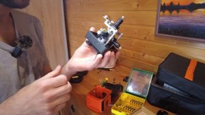 Ремонтирую лазерный уровень HILDA, чинайцы поленились