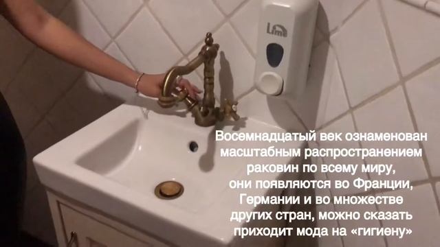 Два унитаза в одной кабинке: зачем девочки вместе ходят в туалет? Ответы в WC ресторана «Пиворама» смотреть онлайн