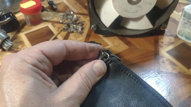 Самостоятельно заменить дужку бегунка молнии смотреть онлайн