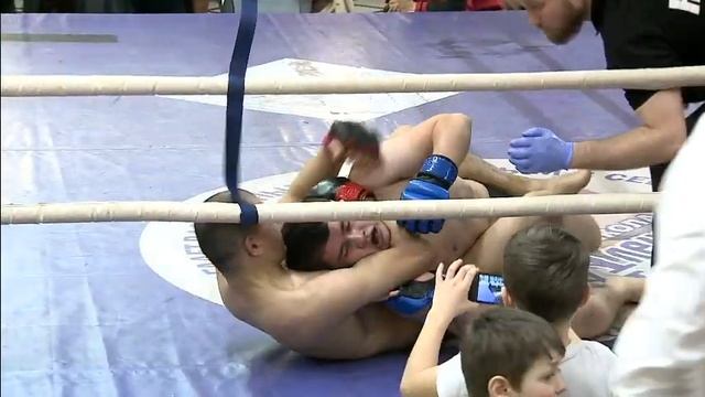 Бой 1 Хилолидин Кыялбек смотреть онлайн