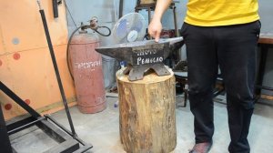 подставка под наковальню