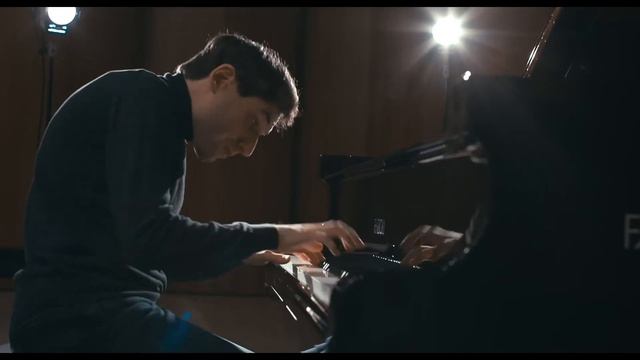 Behind the Notes – Boris Giltburg introduces Beethoven’s Piano Sonata No. 11 смотреть онлайн