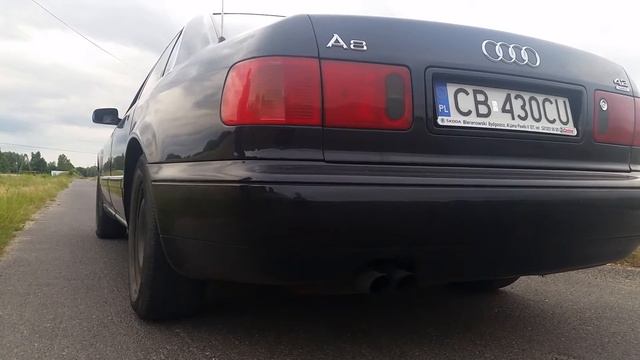 Audi A8 d2 4.2 V8 exhaust смотреть онлайн