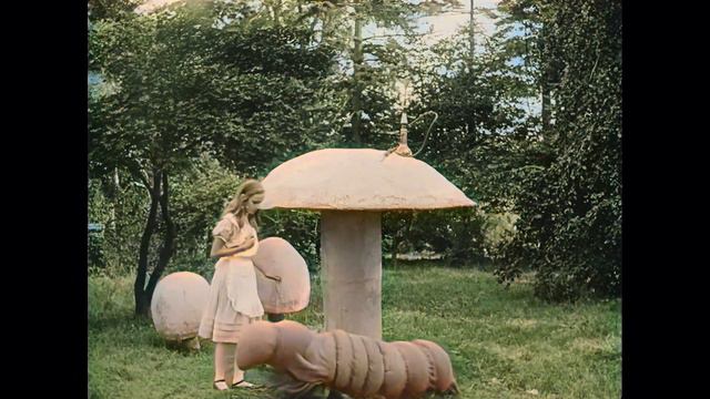 UNIQUE: Alice in Wonderland (1915) in color! [A.I. enhanced & colorized] смотреть онлайн
