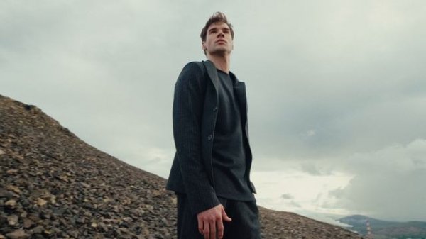 Кампейн коллекции AW 24/25 дизайнерского бренда ЭНСО