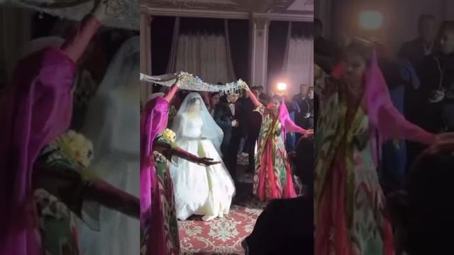 МИЛЛИОНЧИ САРВАР ФАЙЗИЕВ УЙЛАНДИ смотреть онлайн