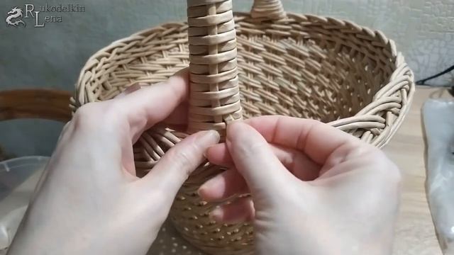 Красивая крепкая ручка для корзины из газетных трубочек смотреть онлайн