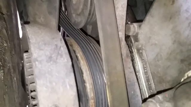 Mercedes W210 Замена ремня навесного оборудования / Mercedes W210 Attachment Belt Replacement M104 смотреть онлайн