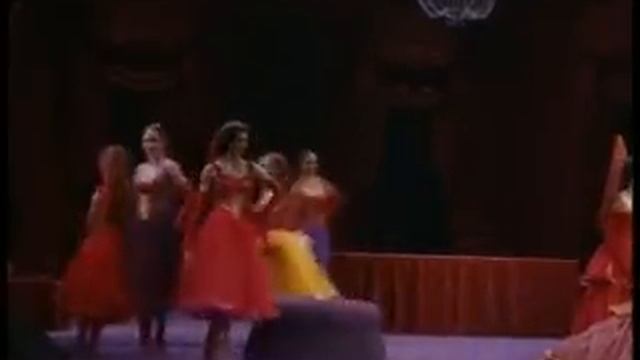 Verdi: La Traviata - III.Act - Gypsy and Picadors Chorus "Noi siamo zingarelle" смотреть онлайн
