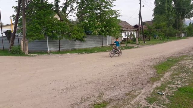 Катание на великие без рук Макс смотреть онлайн