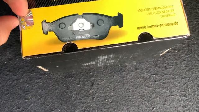 FREMAX FBP-1362 Распаковка передних тормозных колодок на Ford Focus 3 смотреть онлайн