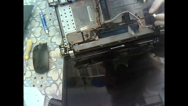 разборка ноутбука Packard Bell для замены термопасты смотреть онлайн