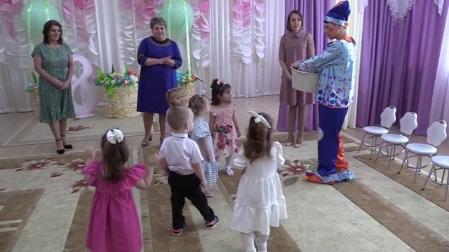 8 марта. 1 младшая группа #Вгостях_уСказки смотреть онлайн