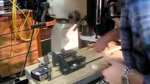 Cutting Hinge Plate Template forgot to zero DRO (HUGE mistake) Jet JMD 18 Mill Drill Milling Machin смотреть онлайн