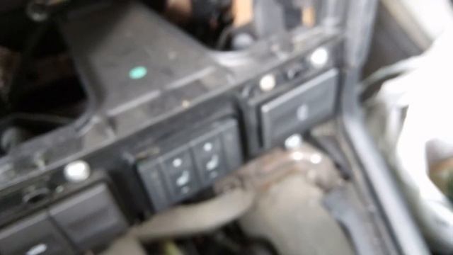 Ford Mondéo Mk3 2000-2007 changer l'autoradio смотреть онлайн