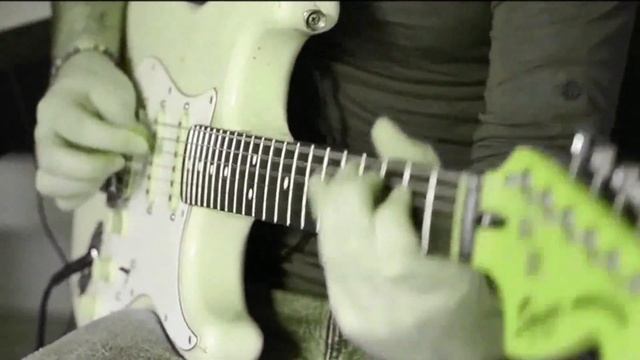 4 guitar parts groovy jam ? Let's try ! (Squier Vintage Modified Stratocaster) смотреть онлайн