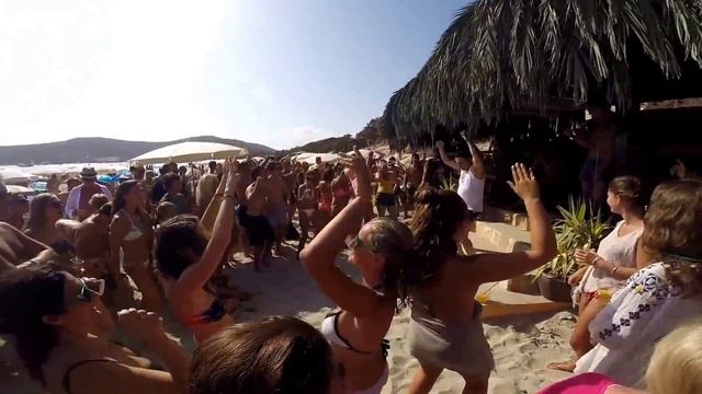 Salinas Beach, Sa Trinxa, Ibiza on Thursdays смотреть онлайн