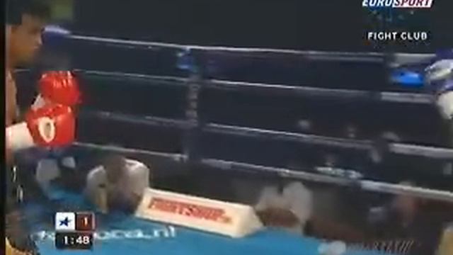 02 Williem Diender vs Orono Wor Petchpun смотреть онлайн