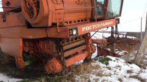 Заброшенные комбайны ДОН 1500А в колхозе