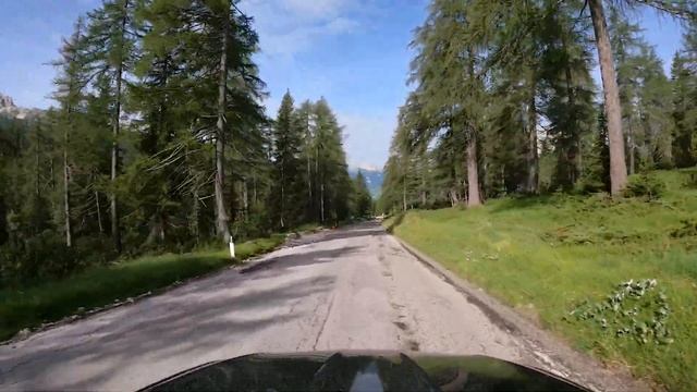 ?? LAGO DI MISURINA to CORTINA D´AMPEZZO scenic drive | Dolomites Italy 4k 60fps смотреть онлайн