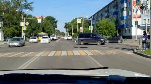 Белогорск находится на Дальнем Востоке России на Зейско-Буреинской равнине, в южной части Амурской ,