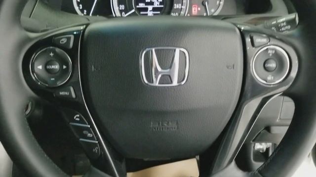 ขาย HONDA ACCORD 2.4EL Navi ปี 2016 ราคา 998,000 บาท โทร 0954939928 смотреть онлайн