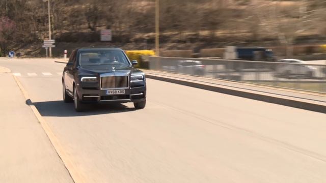 Rolls-Royce Cullinan 2019 Review. Тест драйв (English Subtitles) смотреть онлайн