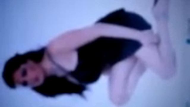 клон hohlosrachT aka InLoveWithStep дрочит на фото своей мамки смотреть онлайн